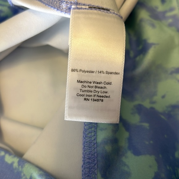 Vineyard Vines Light Blue and Green Tie Dye Performance Leggings - Size S - Picture 5 of 9